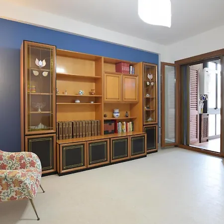 1 Bedroom Cozy In Siracusa Apartmán