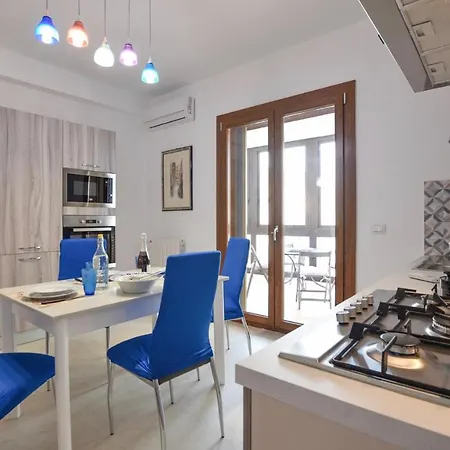 1 Bedroom Cozy In Siracusa Syracuse