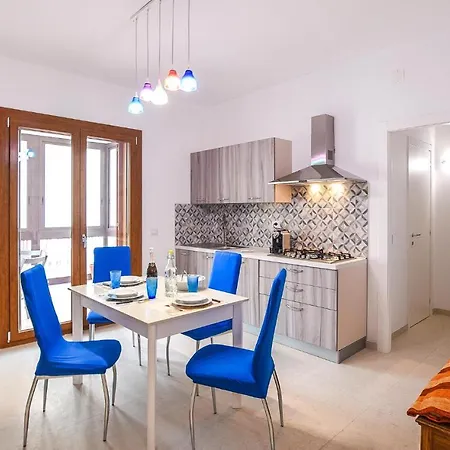 1 Bedroom Cozy In Siracusa * Syracuse